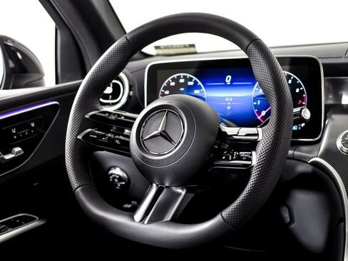New 2026 Mercedes-Benz GLC 300 4MATIC image 23