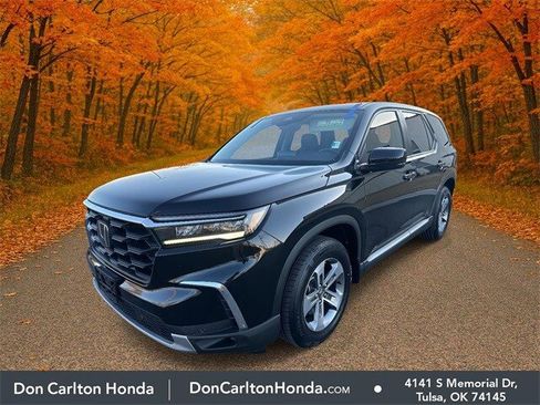 Used 2025 Honda Pilot EX-L image 3