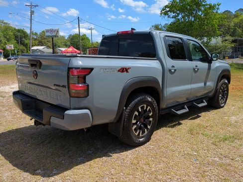 Used 2024 Nissan Frontier PRO-4X w/ Off-Road Protection Package AWD/4WD image 4