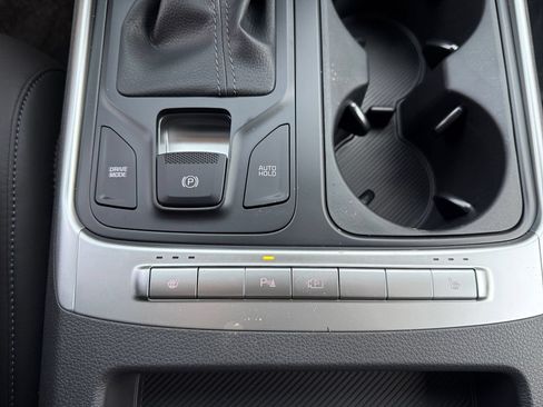 New 2026 Kia Carnival FWD image 20