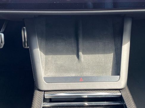 Used 2022 Tesla Model S Plaid image 17