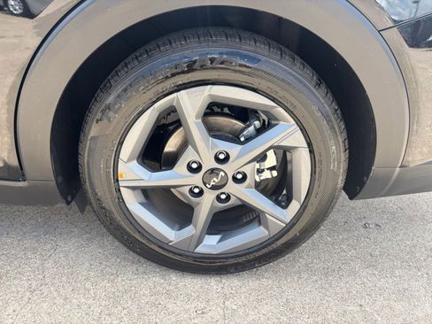 Used 2025 Kia K4 LXS image 29