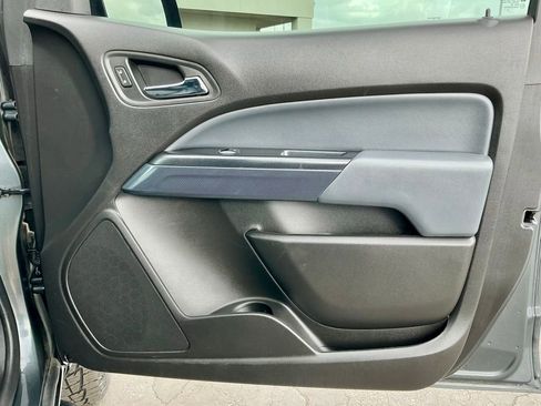 Used 2017 Chevrolet Colorado Z71 image 23