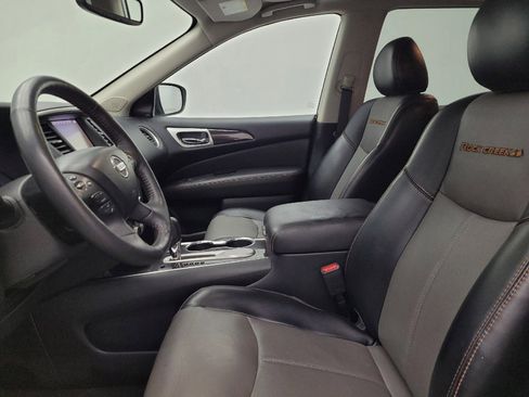 Used 2020 Nissan Pathfinder SL FWD image 17