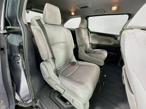 Certified 2019 Honda Odyssey EX image 27