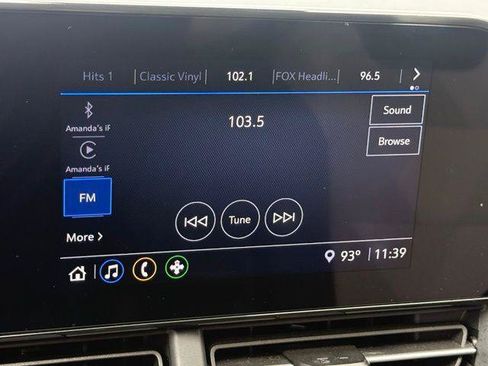Used 2025 Chevrolet Trax LS w/ LS Convenience Package FWD image 11
