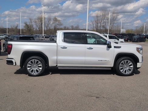 Used 2021 GMC Sierra 1500 Denali w/ Denali Premium Package image 11