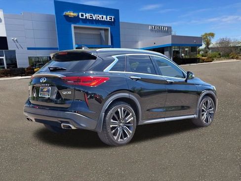 Used 2021 INFINITI QX50 Luxe w/ Appearance Package AWD/4WD image 26