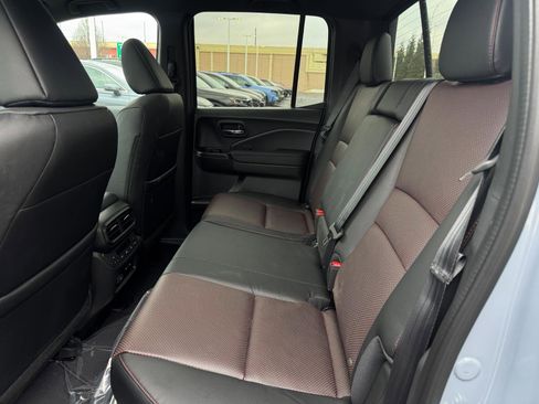 New 2026 Honda Ridgeline Black Edition image 5