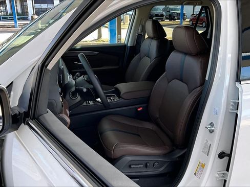 New 2026 Honda Pilot Touring image 9