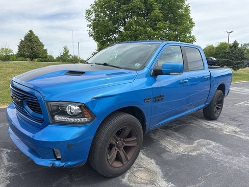 Used 2018 RAM 1500 Sport w/ Hydro Blue Sport Package AWD/4WD image 3
