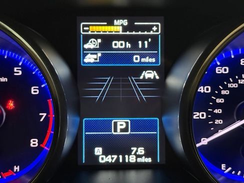 Used 2019 Subaru Outback 3.6R Limited w/ Popular Package #2 AWD/4WD image 13