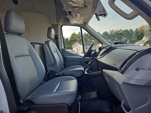 Used 2019 Ford Transit 350 XL image 29