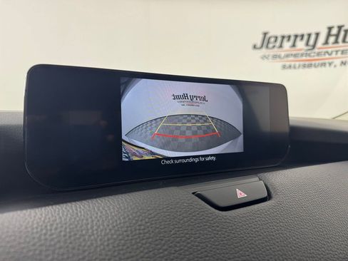 Used 2024 MAZDA CX-90 Plug-In Hybrid w/ Preferred AWD/4WD image 12