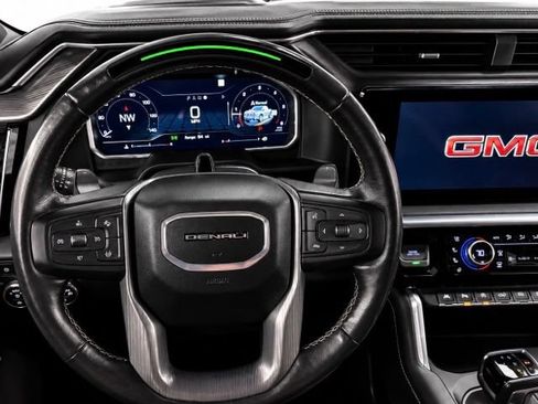 Used 2023 GMC Sierra 1500 Denali AWD/4WD image 40