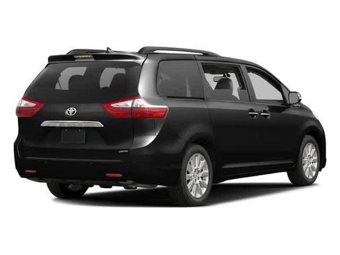 Used 2016 Toyota Sienna XLE Premium w/ Outdoor Package AWD/4WD image 2