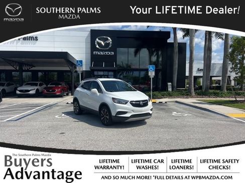 Used 2021 Buick Encore Preferred AWD/4WD image 1
