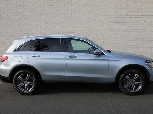 Used 2021 Mercedes-Benz GLC 300 4MATIC image 7