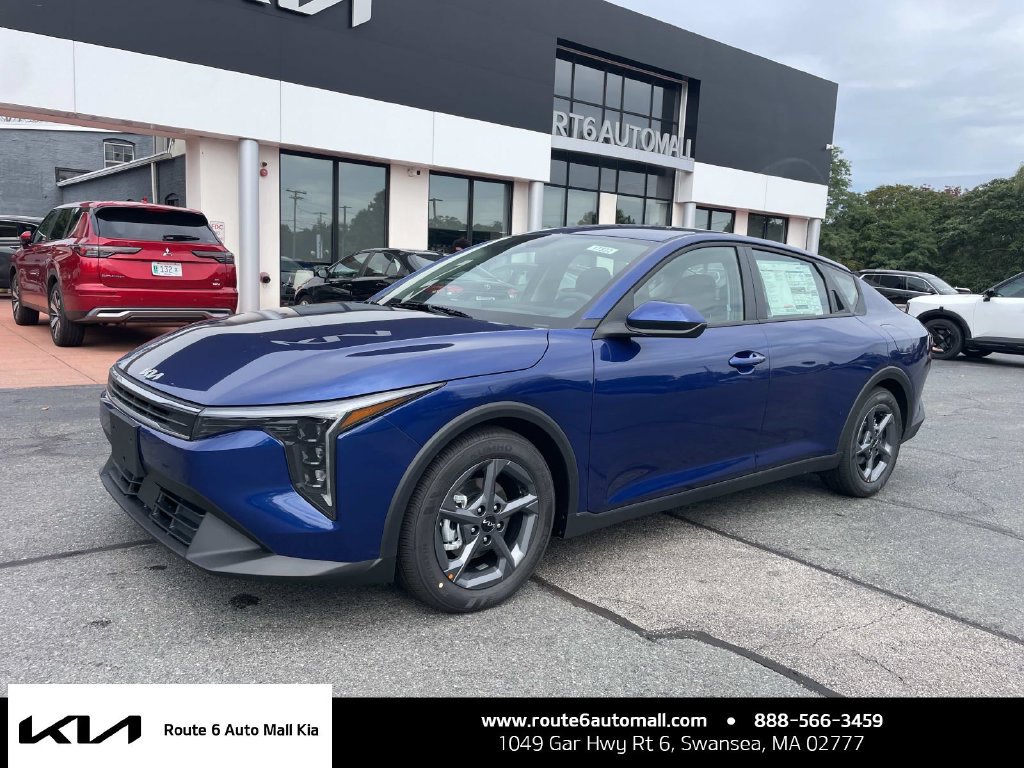 New 2026 Kia K4 FWD image 1