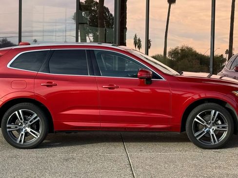 Used 2019 Volvo XC60 T5 Momentum w/ Advanced Package image 15