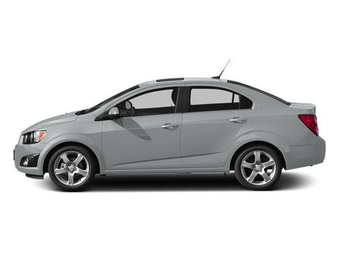 Used 2014 Chevrolet Sonic LT FWD image 3