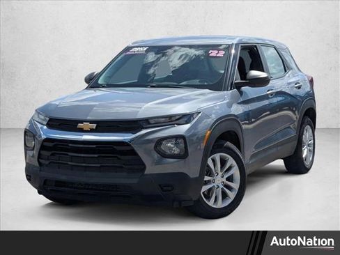 Used 2022 Chevrolet TrailBlazer LS FWD image 1