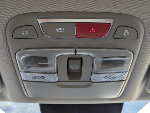 Used 2024 Kia Telluride S w/ S Sunroof Package image 31