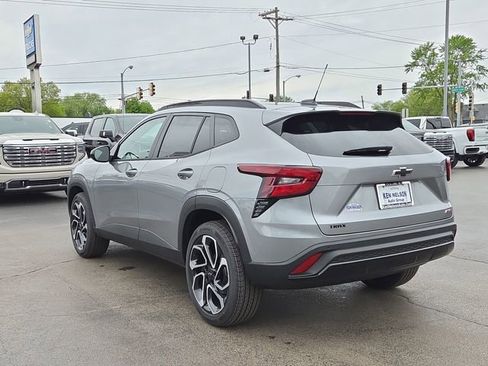 New 2026 Chevrolet Trax RS w/ Driver Confidence Package FWD image 7