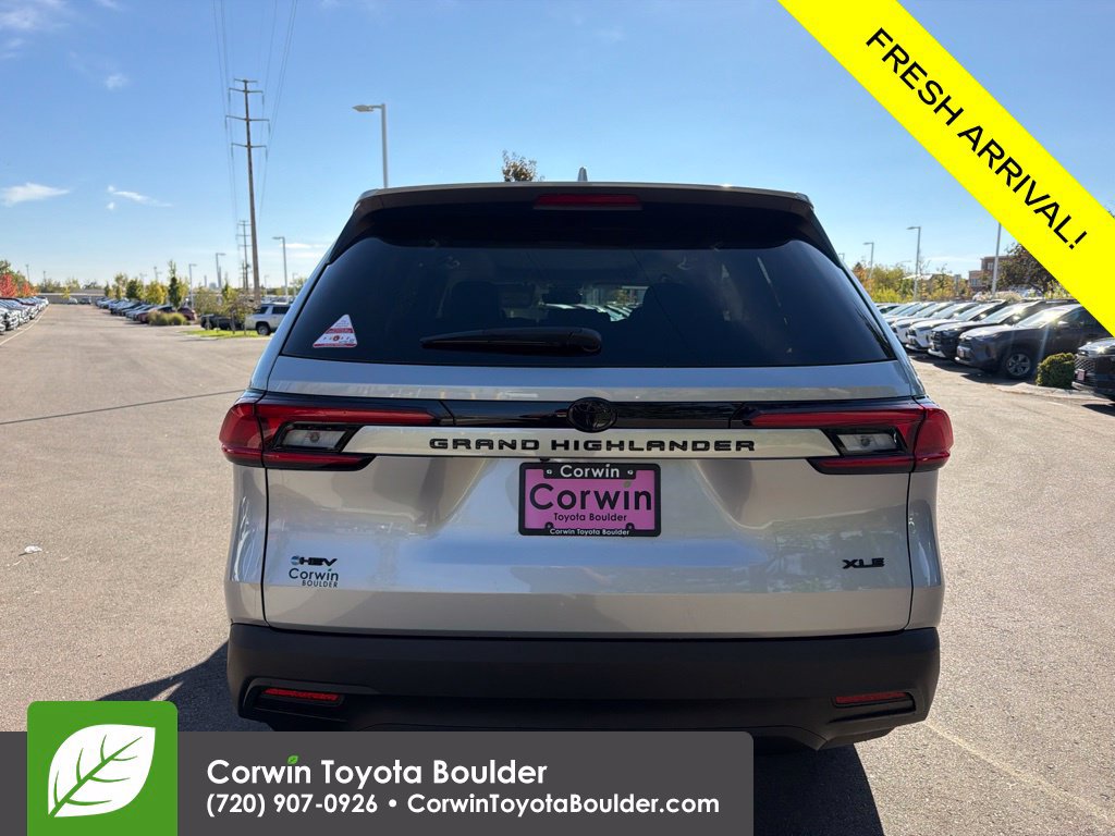 New 2026 Toyota Grand Highlander XLE FWD image 6