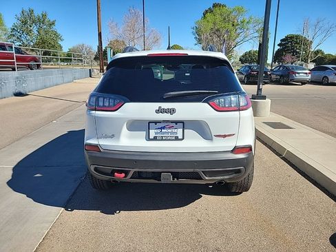 Used 2020 Jeep Cherokee Trailhawk image 6