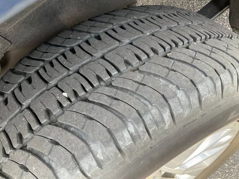 Used 2022 Chevrolet Silverado 1500 High Country w/ Technology Package image 11