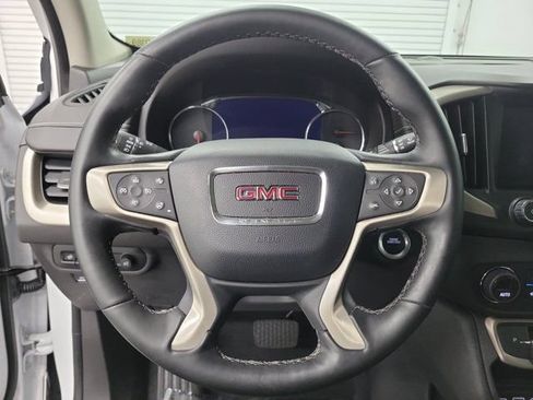 Used 2024 GMC Terrain Denali w/ Denali Premium Package AWD/4WD image 24