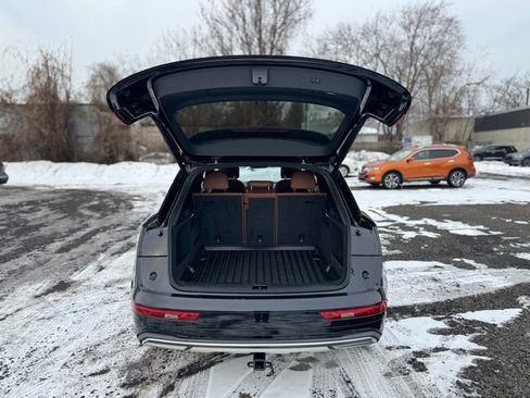 Used 2021 Audi Q5 2.0T Premium w/ Convenience Package image 24