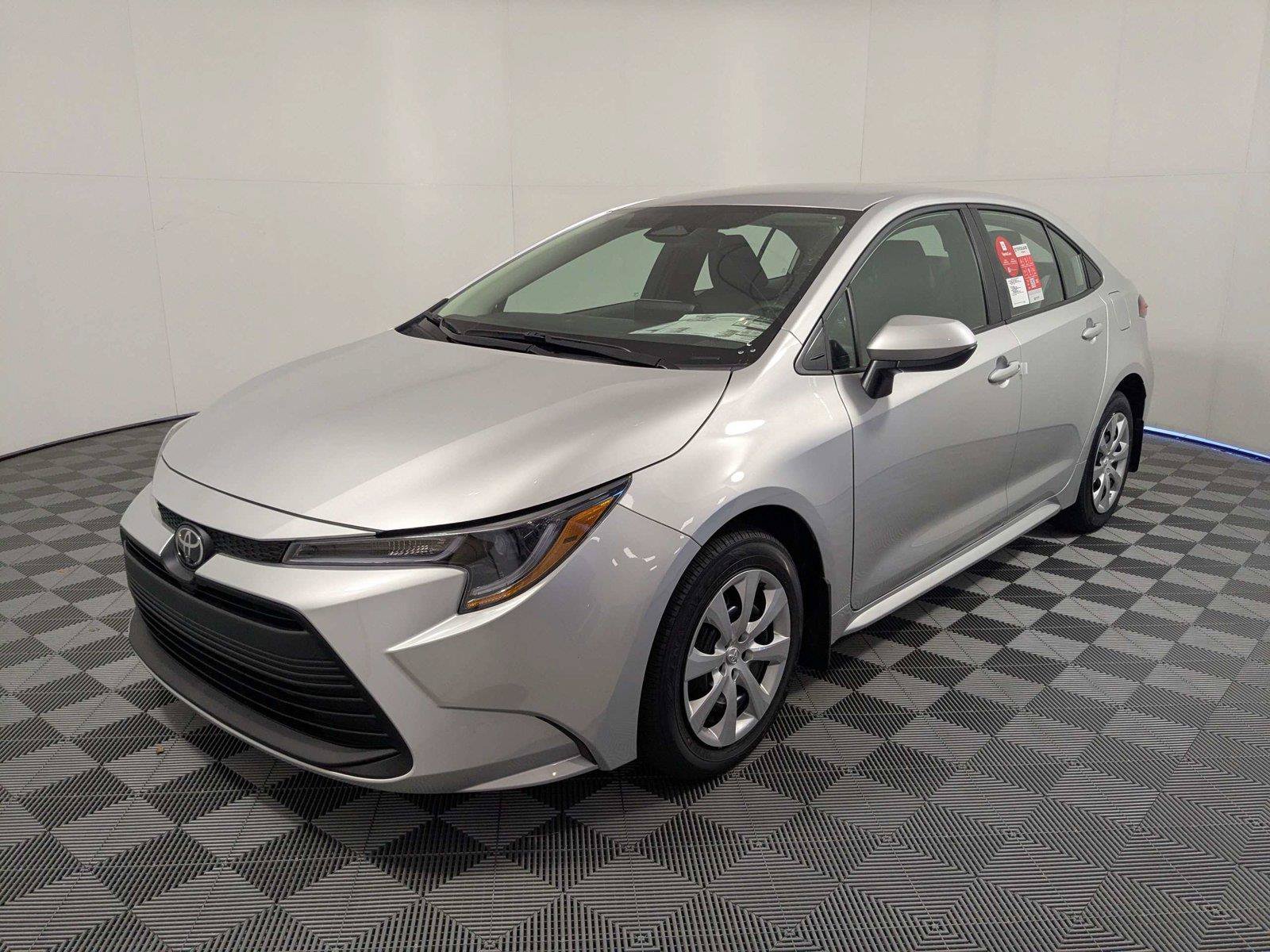 New 2027 Toyota Corolla LE FWD image 2