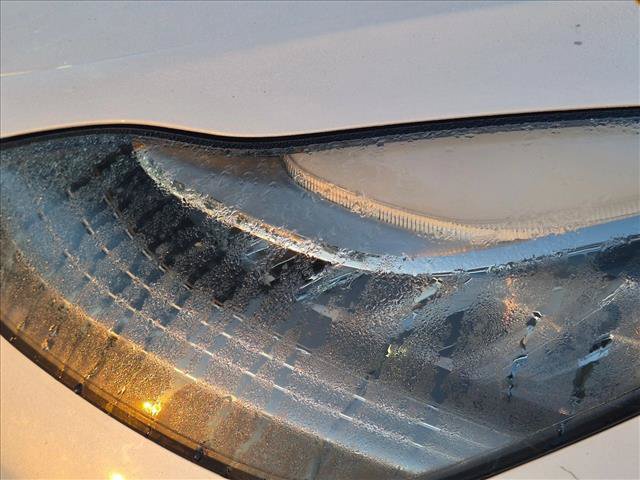Used 2020 Tesla Model 3 Standard Range RWD image 8