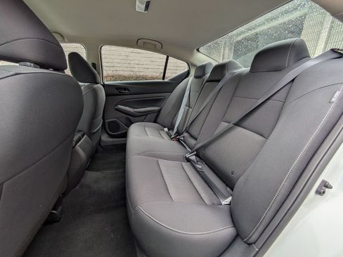Used 2025 Nissan Altima 2.5 SV FWD image 26