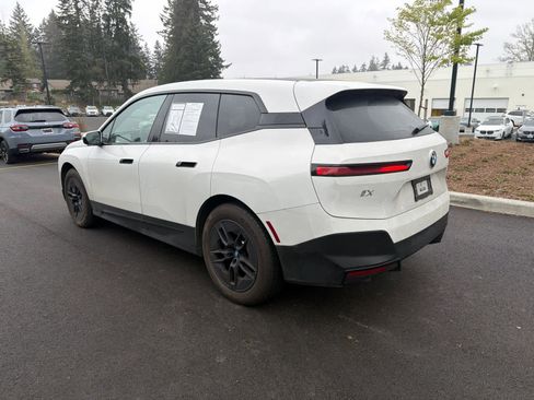 Used 2024 BMW iX xDrive50 w/ Convenience Package AWD/4WD image 3