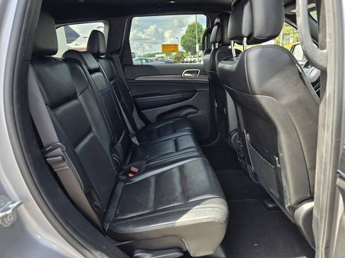 Used 2020 Jeep Grand Cherokee Limited w/ Luxury Group II RWD image 31