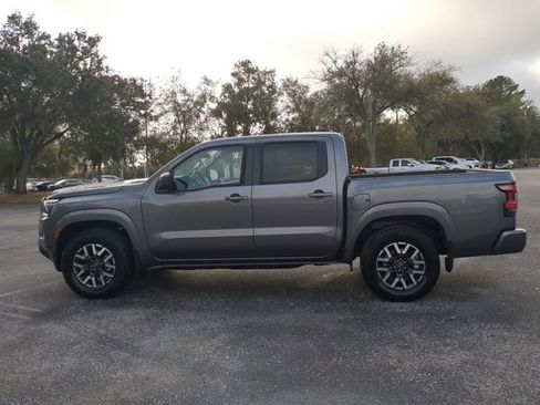 Certified 2024 Nissan Frontier SL RWD image 7