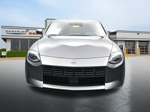 Used 2025 Nissan Z Performance w/ Floor Mat Package RWD image 8