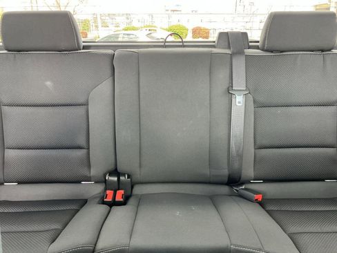 Used 2019 Chevrolet Silverado 1500 LT w/ All Star Edition image 31