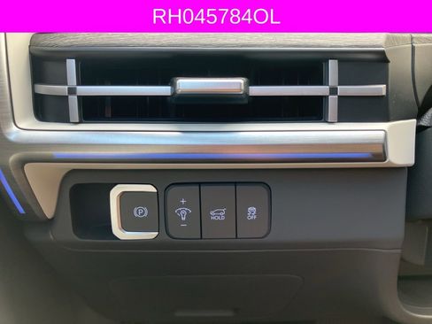 Used 2024 Hyundai Santa Fe Limited image 28