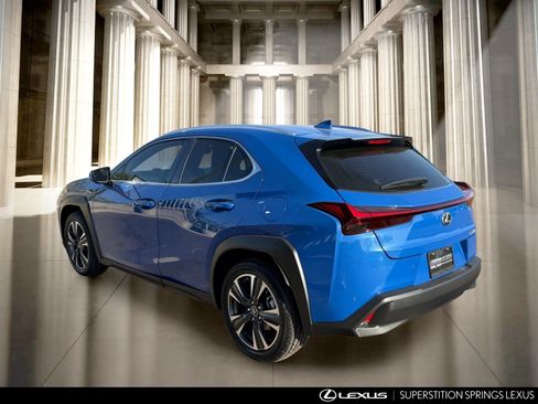 Used 2024 Lexus UX 250h FWD image 7