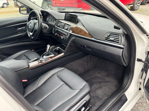 Used 2015 BMW 328i xDrive Sedan AWD/4WD image 23