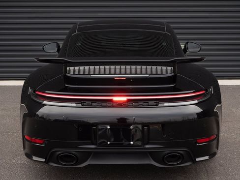 Certified 2025 Porsche 911 Carrera image 27