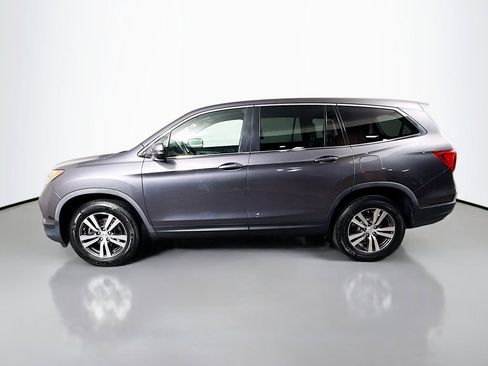 Used 2017 Honda Pilot EX image 4