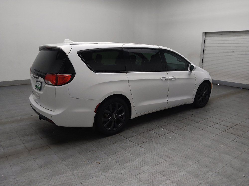 Used 2018 Chrysler Pacifica Touring Plus w/ S Appearance Package FWD image 10