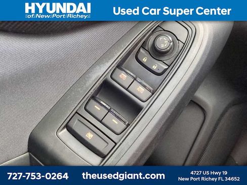 Used 2018 Subaru Crosstrek 2.0i Premium AWD/4WD image 23