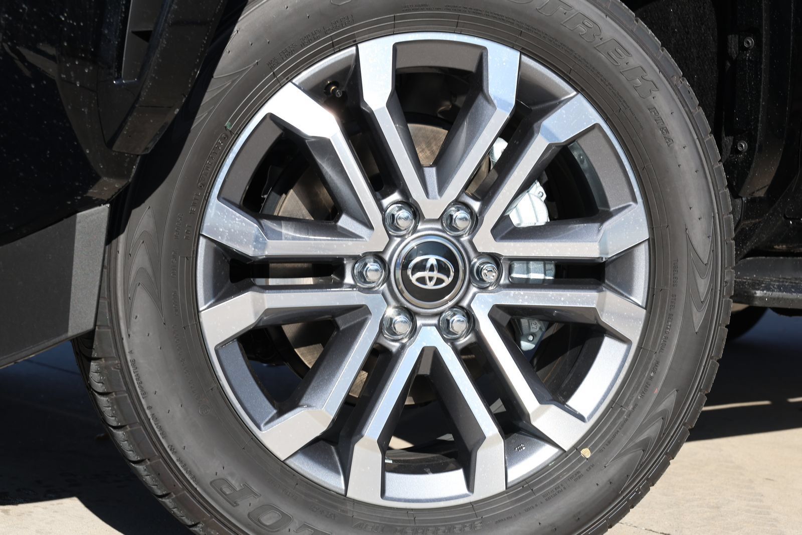 New 2026 Toyota 4Runner Limited AWD/4WD image 12