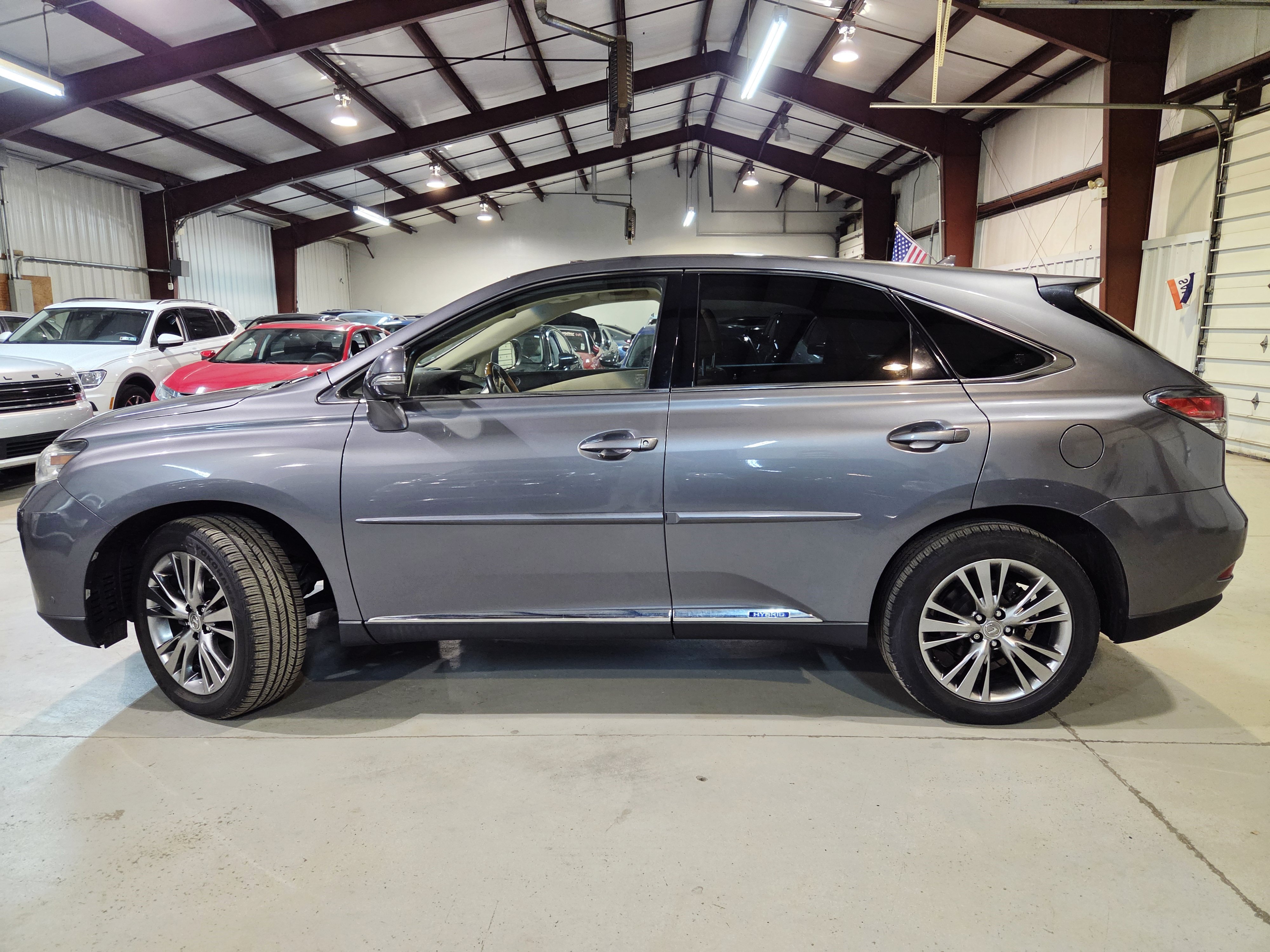 Used 2013 Lexus RX 450h FWD w/ Navigation Pkg image 6